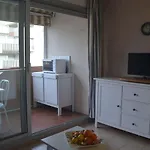 à St-raphaël Avec Terrasse Et Parking, à 100m De La - Fr-1-226a-23 Saint-Raphaël