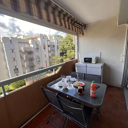 A St-raphael Avec Terrasse Et Parking, A 100m De La - Fr-1-226a-23 Сен-Рафаэль